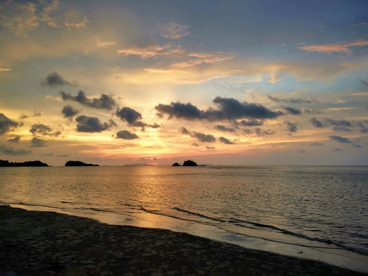 adada bir gün batımı